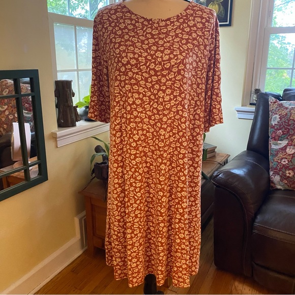 Old Navy Dark Golden Yellow Floral Print Boat Neck Swing Dress; Size XL - Picture 1 of 10